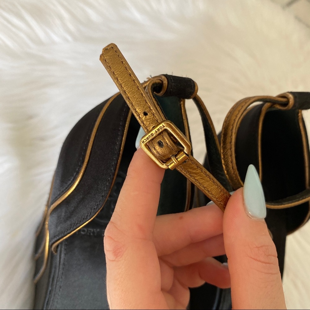 Tory Burch women satin wedges with golden elements - Picture 13 of 16